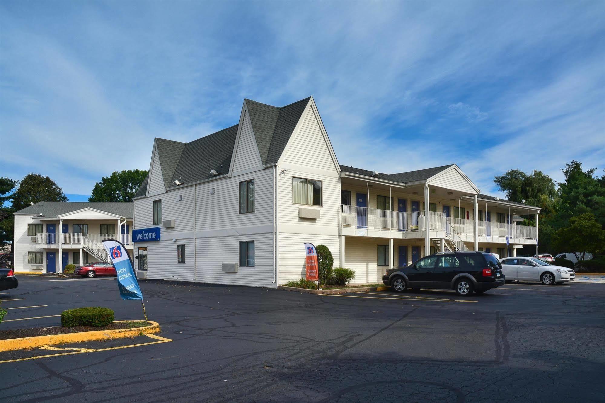 Motel 6-Southington, Ct - Hartford Exterior photo