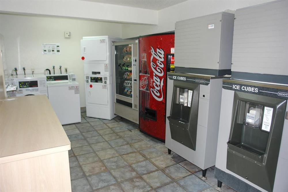 Motel 6-Southington, Ct - Hartford Amenities photo